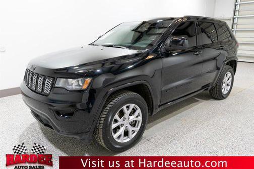 2022 Jeep Grand Cherokee Laredo