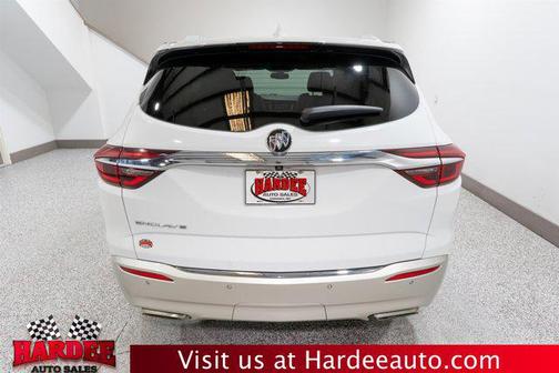 2020 Buick Enclave Essence