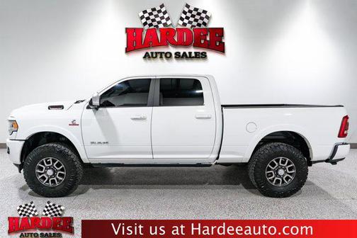2019 RAM 2500 Laramie Crew Cab 4x4 6'4' Box