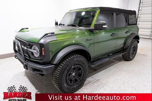 Eruption Green Metallic 2023 Ford Bronco Wildtrak