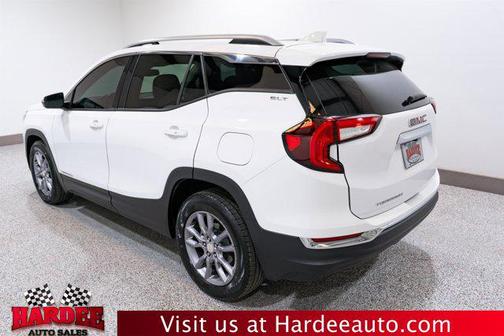 2023 GMC Terrain SLT