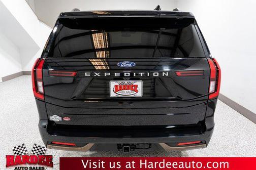 Agate Black Metallic 2025 Ford Expedition King Ranch