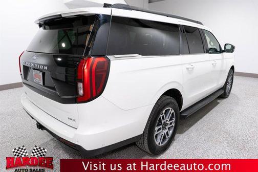 2025 Ford Expedition Max Active 4x2