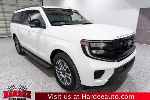 2025 Ford Expedition Max Active 4x2