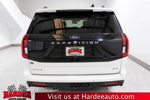 2025 Ford Expedition Max Active 4x2