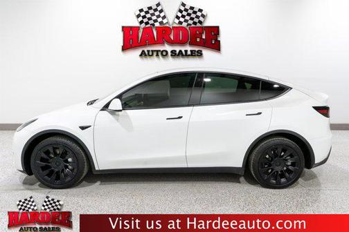 2023 Tesla Model Y Long Range Dual Motor All-Wheel Drive