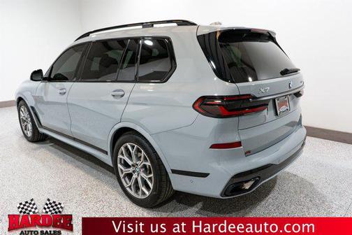 2024 BMW X7 xDrive40i