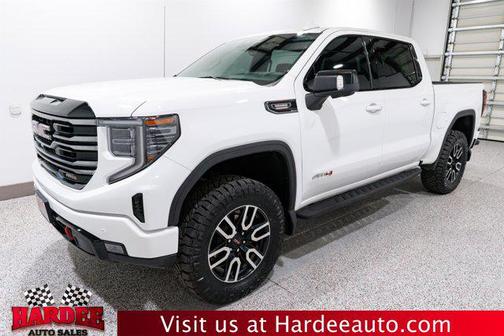 2025 GMC Sierra 1500 AT4