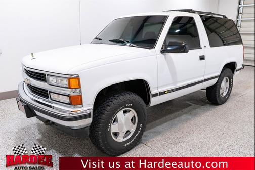 White 1995 Chevrolet Tahoe LT