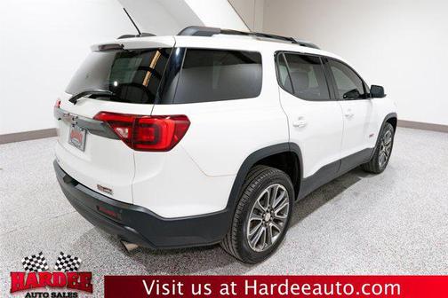 2017 GMC Acadia SLT-1