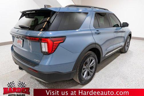 Vapor Blue Metallic 2025 Ford Explorer Active