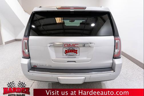 Quicksilver Metallic 2018 GMC Yukon XL Denali