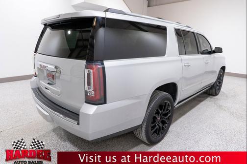 Quicksilver Metallic 2018 GMC Yukon XL Denali