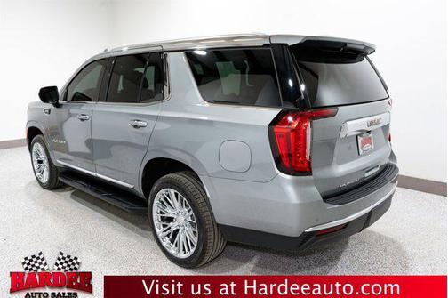 2023 GMC Yukon SLT