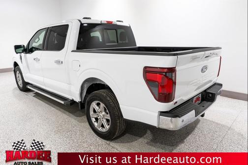 Oxford White 2025 Ford F-150 XLT