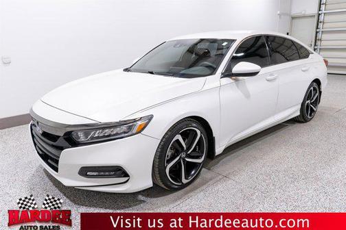 Platinum White Pearl 2018 Honda Accord Sport