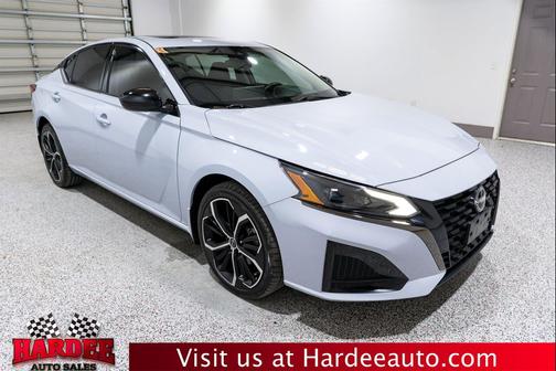 Gray Sky Pearl 2023 Nissan Altima SR Intelligent AWD