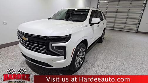 Iridescent Pearl Tricoat 2025 Chevrolet Tahoe High Country