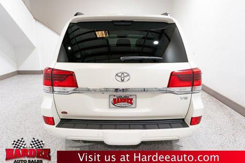 2021 Toyota Land Cruiser Base