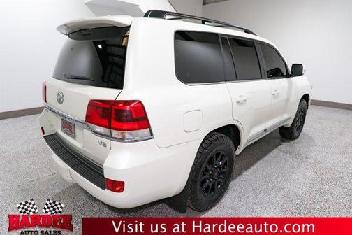 2021 Toyota Land Cruiser Base