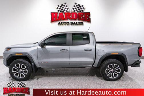 2023 GMC Canyon Base