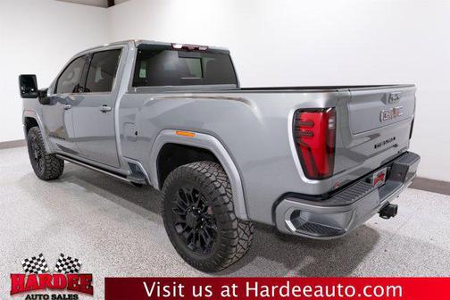 2024 GMC Sierra 2500 Denali