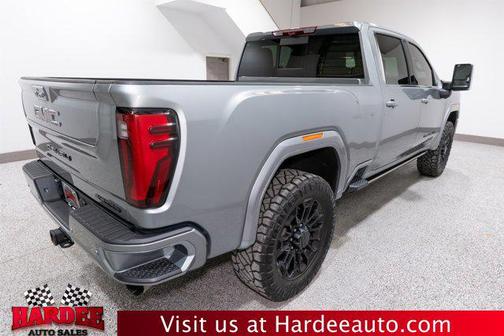 2024 GMC Sierra 2500 Denali