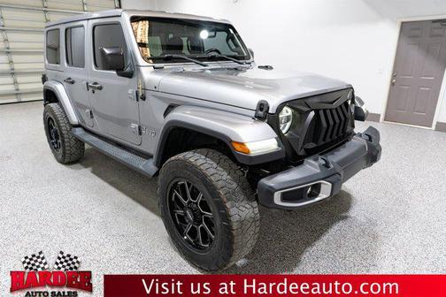 Billet Silver Metallic Clearcoat 2019 Jeep Wrangler Unlimited Sahara