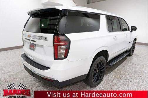 2023 Chevrolet Suburban LS