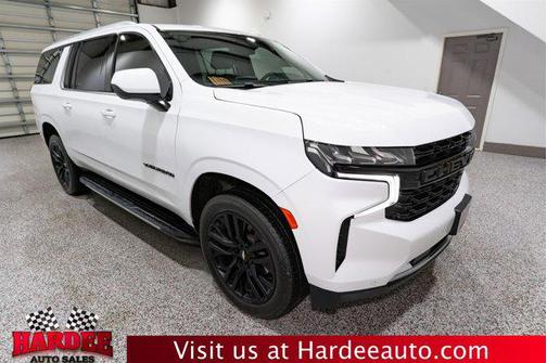 2023 Chevrolet Suburban LS