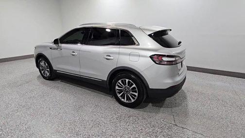 Ingot Silver Metallic 2019 Lincoln Nautilus Select