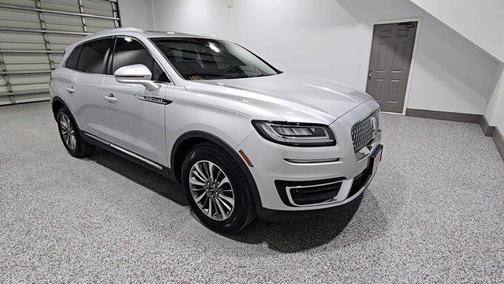 Ingot Silver Metallic 2019 Lincoln Nautilus Select