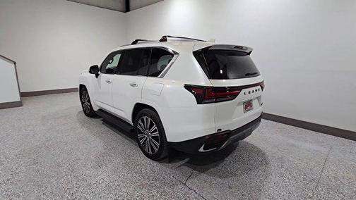 2025 Lexus LX 600 Luxury