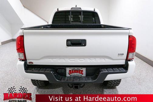 2016 Toyota Tacoma TRD Sport