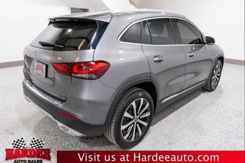 Mountain Grey Metallic 2022 Mercedes-Benz GLA 250 4MATIC
