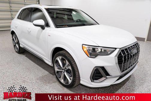 2021 Audi Q3 45 S line Premium