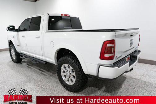 2022 RAM 2500 Laramie Crew Cab 4x4 6'4' Box