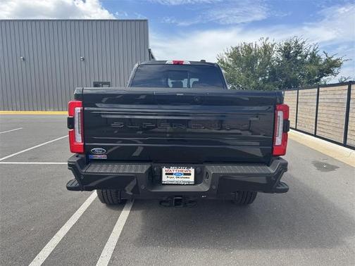 2025 Ford F-250 PLATINUM