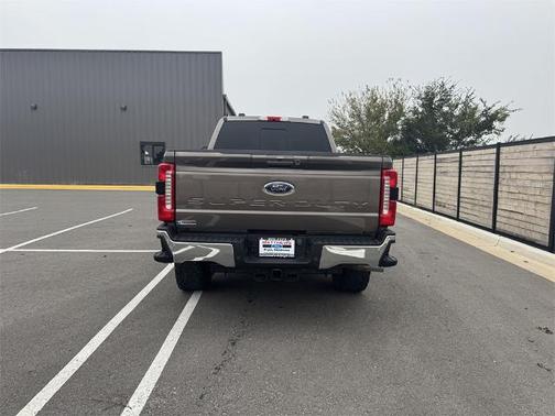 2023 Ford F-250 LARIAT