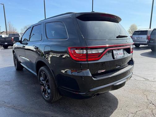 DB Black Clearcoat 2024 Dodge Durango GT Premium AWD
