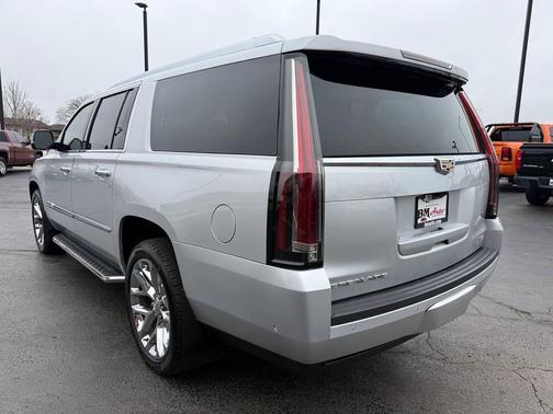 2020 Cadillac Escalade ESV Luxury