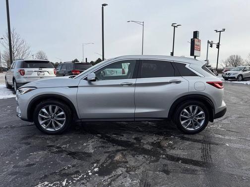 2021 INFINITI QX50 LUXE