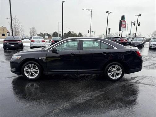 2019 Ford Taurus SEL