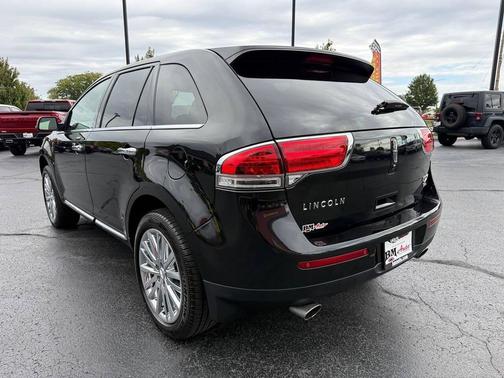 2015 Lincoln MKX Base