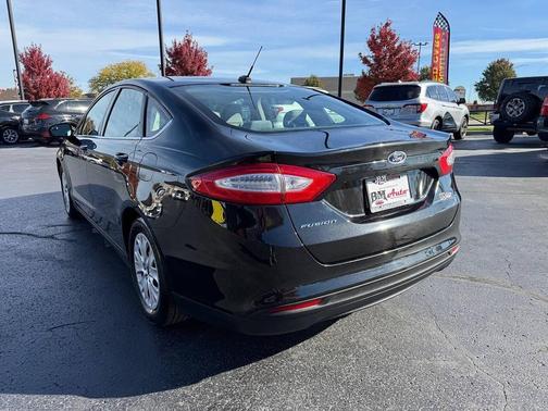 2014 Ford Fusion SE