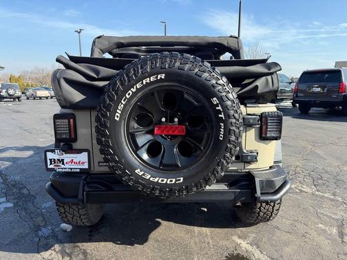 2017 Jeep Wrangler Unlimited Sport