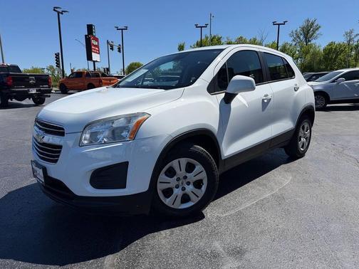 Summit White 2015 Chevrolet Trax 1LS