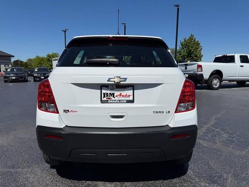 Summit White 2015 Chevrolet Trax 1LS