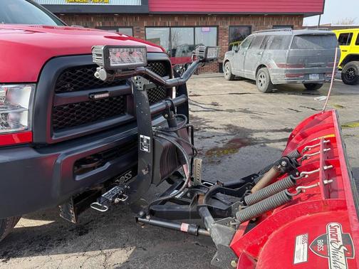 2018 RAM 3500 Tradesman Crew Cab 4x4 6'4' Box