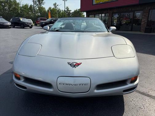 2004 Chevrolet Corvette Base